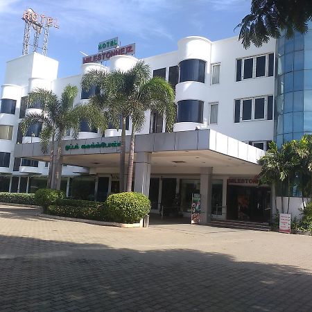 Hotel Milestonnez Sriperumbudur Dış mekan fotoğraf