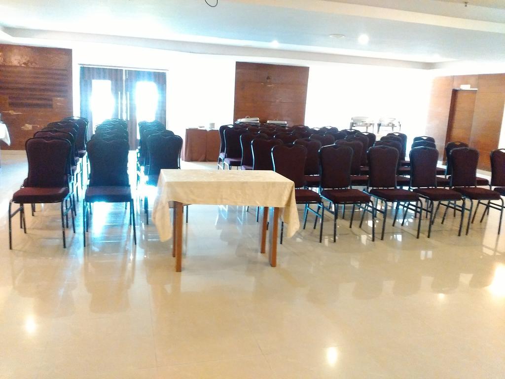 Hotel Milestonnez Sriperumbudur Dış mekan fotoğraf